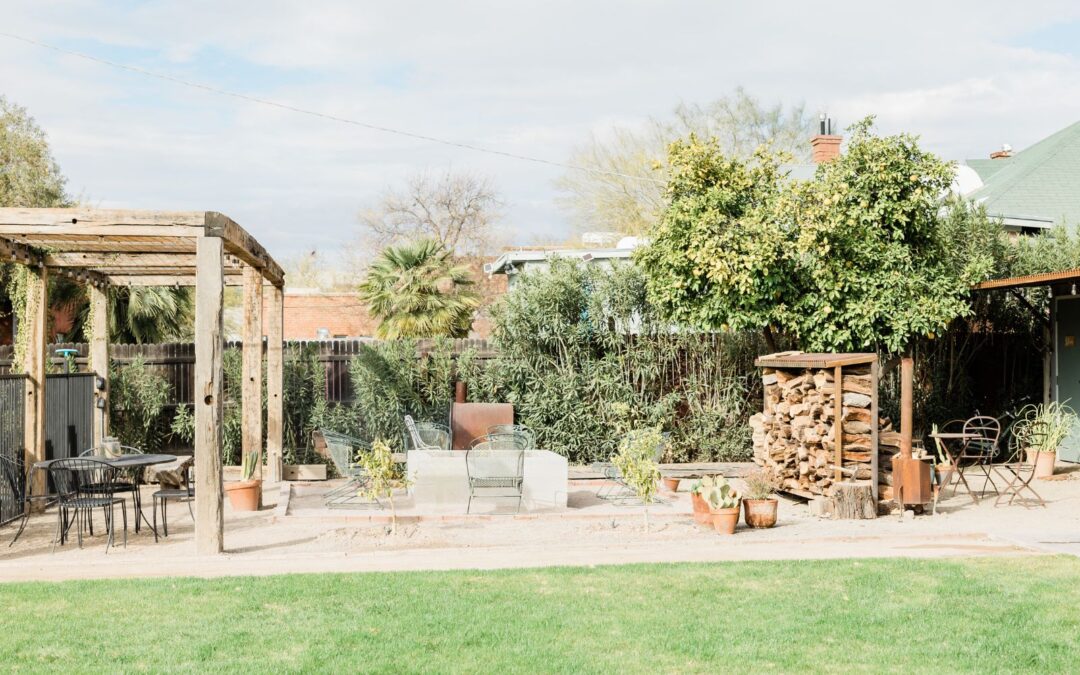 How to Design the Perfect Outdoor Entertainment Space