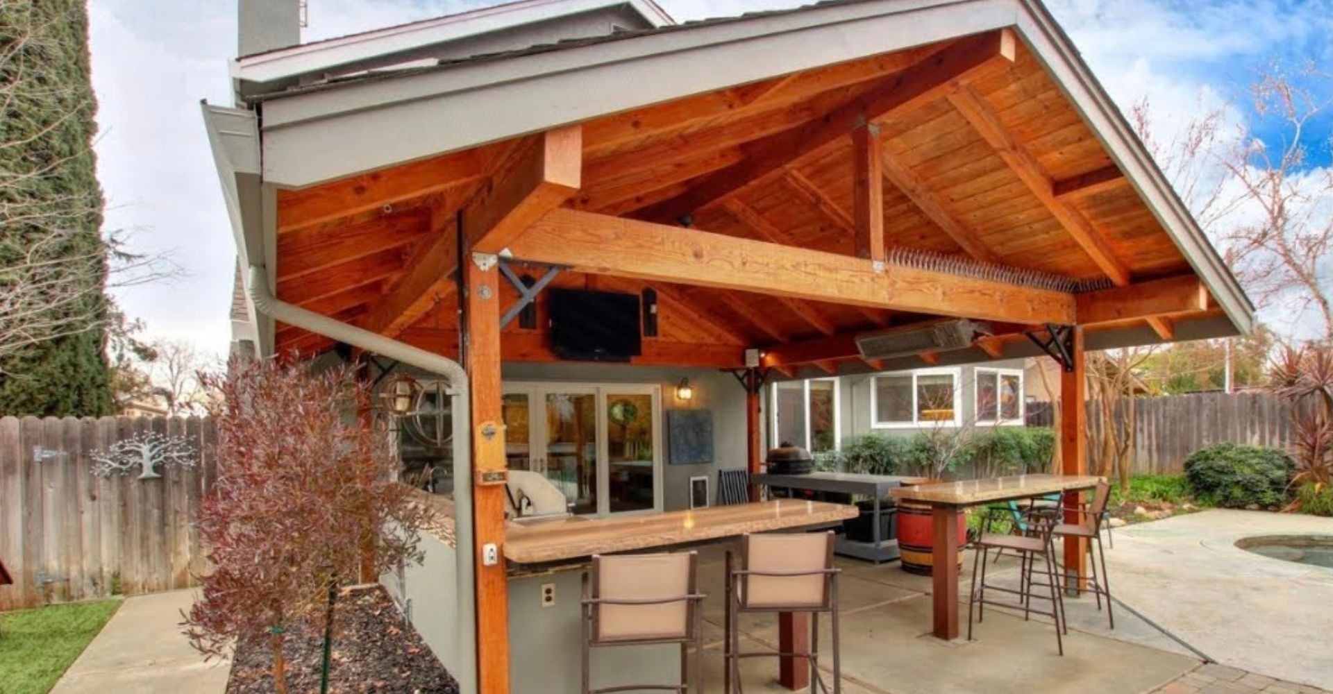 Deck with roof and bar set up